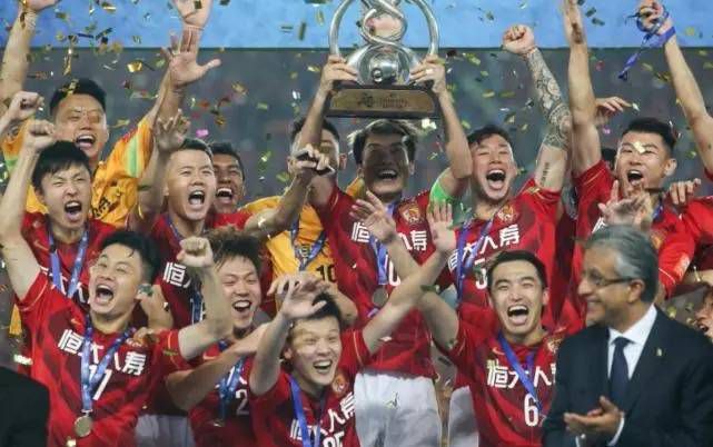 周票房：《独行月球》突破20亿 七夕档热度回升 2022-08-08 2022年第31周（8月1日-8月7日），暑期档热度继续攀升，单周票房达到14亿。