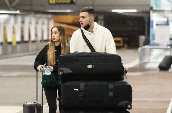 题的王净。
