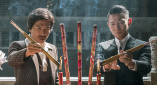2024年12月31日，莱弗利向贾斯汀·贝尔杜尼、制片人杰米·希思以及公关人员梅丽莎·内森和詹妮弗·阿贝尔提起诉讼 ，而这距离他们向加州民权部提出初步投诉已有10天。